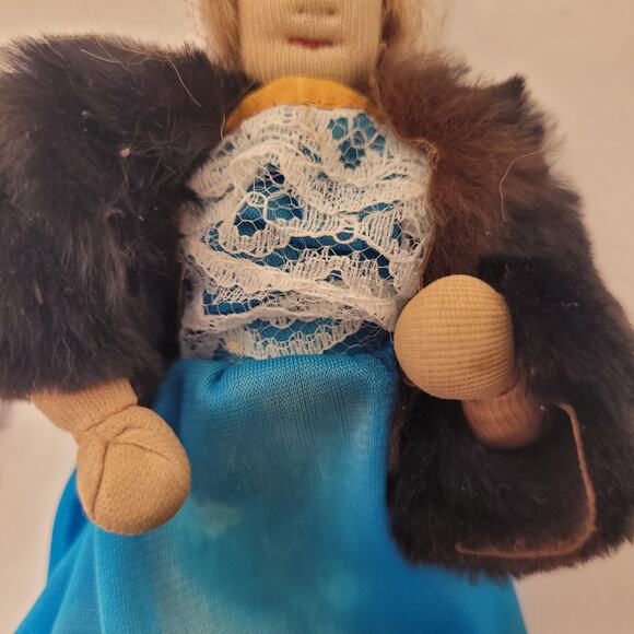 Primitive Handmade Vintage Cloth Handsewn Lot Of 2 Dolls 2 Pair Shoes 7 Inches - Picture 14 of 16